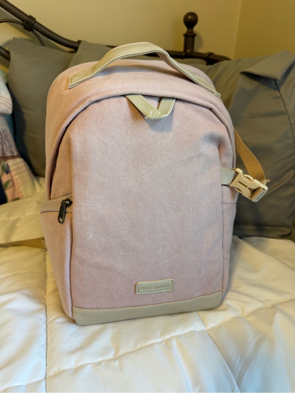 BagSmart Pink Camera Backpack